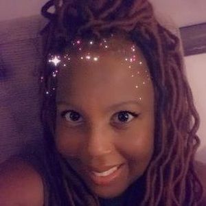 Meet your Posher, Sonjanique